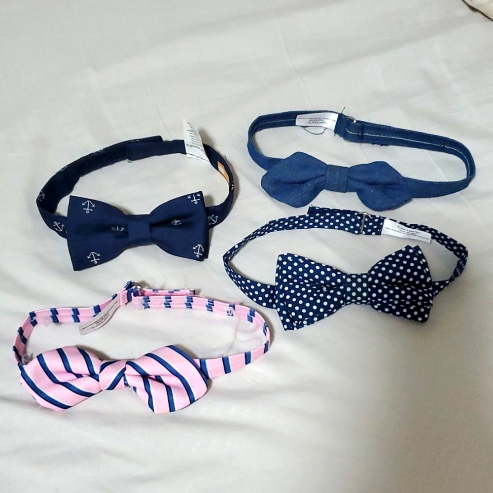 New-without tags Bow ties selling lot of 4 bow ties
